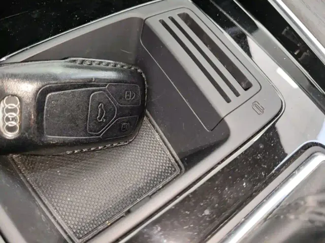 Audi A4L — Фото автомобиля 8
