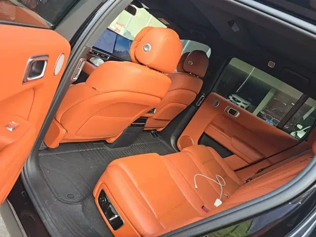 Li Auto L7 — Фото автомобиля 16