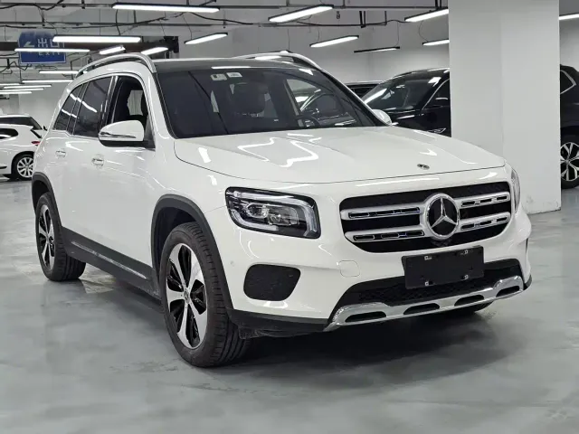 Mercedes-Benz GLB-Class — Фото автомобиля 3