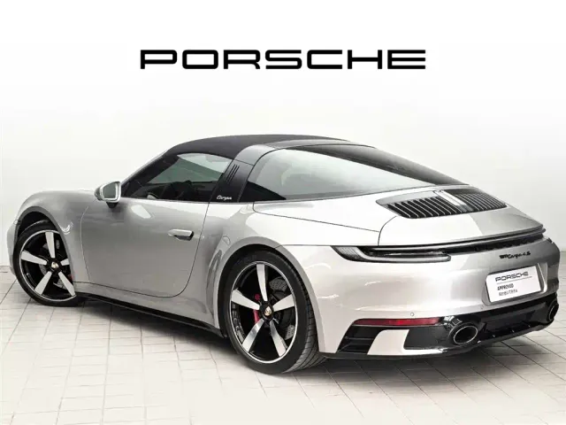 Porsche 911 — Фото автомобиля 5