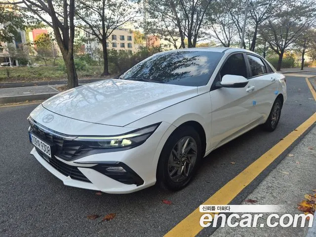 Hyundai Avante CN7 — Фото автомобиля 2