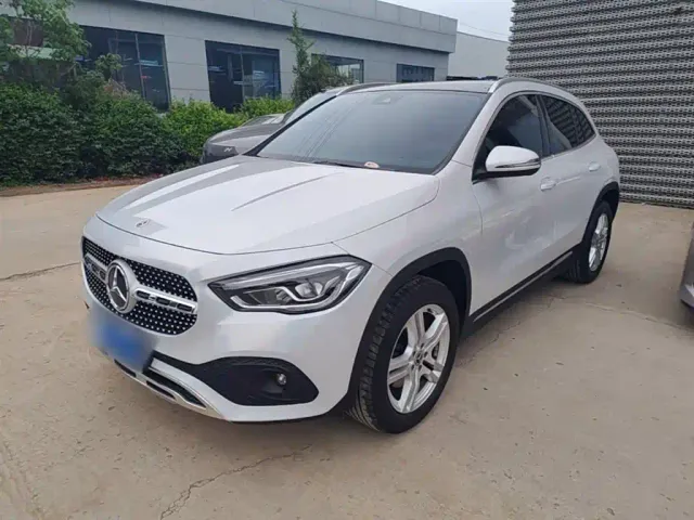 Фотография автомобиля — Mercedes-Benz GLA-Class