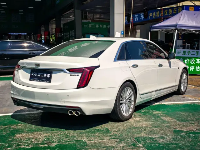 Cadillac CT6 — Фото автомобиля 4
