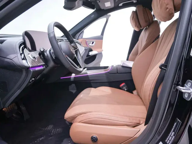 Mercedes-Benz E-Class — Фото автомобиля 22