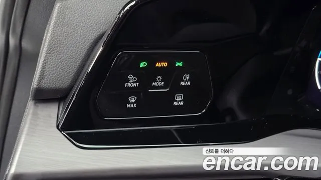 Volkswagen Golf Golf 8 поколение 2.0 TDI Prestige — Фото автомобиля 14