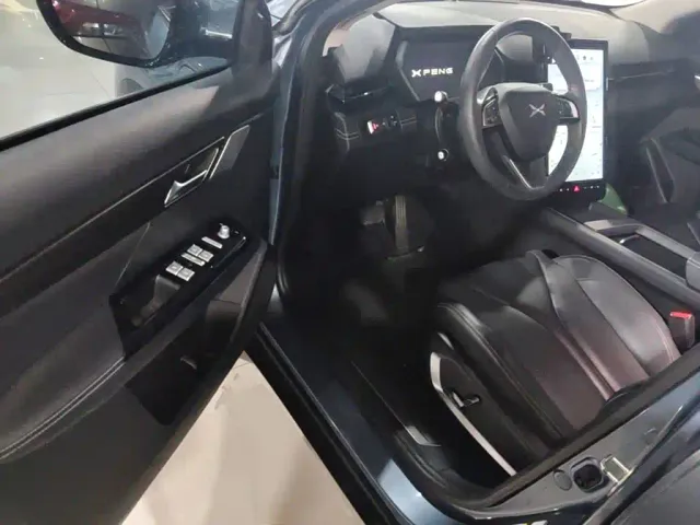 Xpeng G3 — Фото автомобиля 15