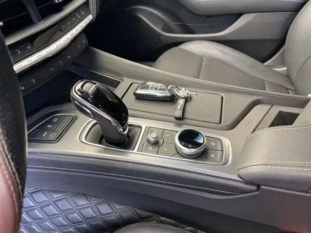 Cadillac CT5 — Фото автомобиля 8