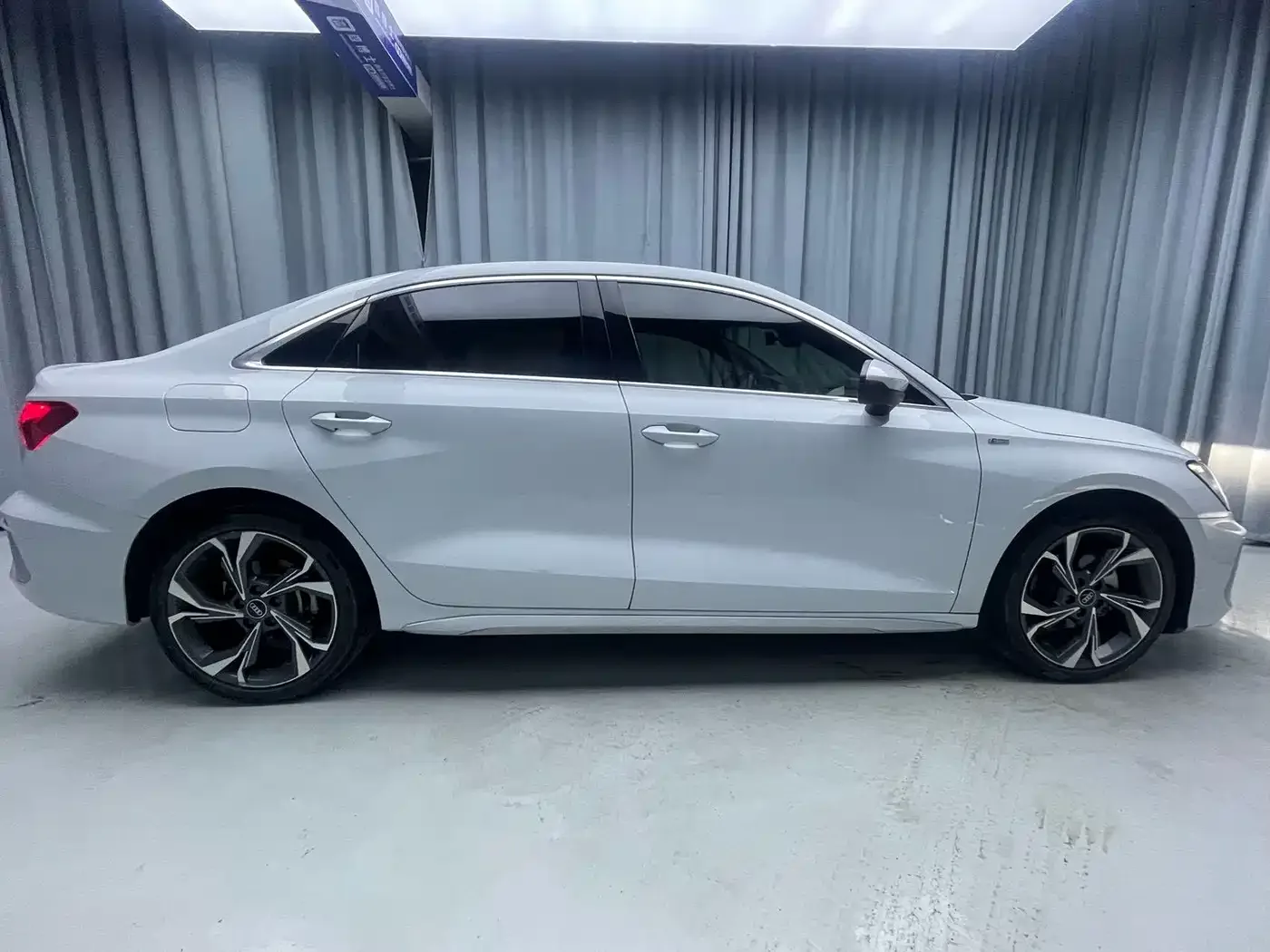 Audi Audi A3 2022 A3L Limousine 35 TFSI Luxury Sport — Фото автомобиля 5