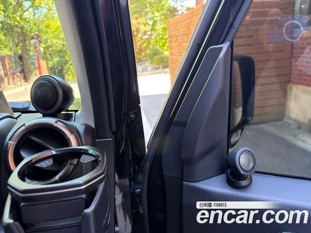 Suzuki Jimny — Фото автомобиля 12