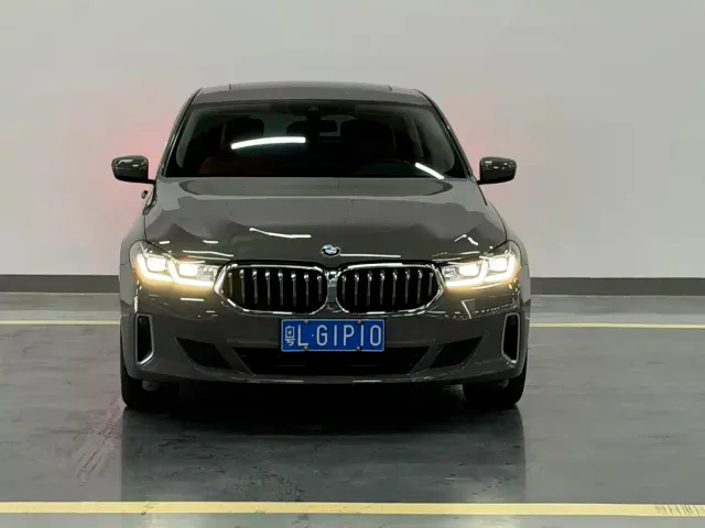 BMW 6 Series Gran Turismo — Фото автомобиля 2