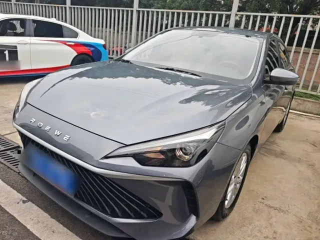 Фотография автомобиля — Roewe i5