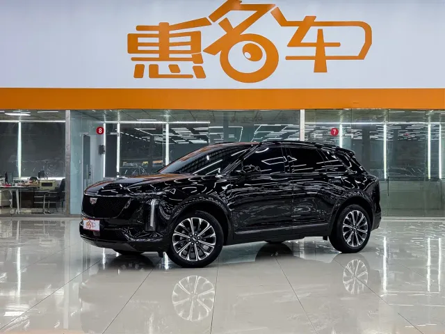 Cadillac XT5 — Фото автомобиля 2