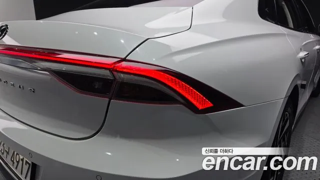 Hyundai Grandeur (New) Hybrid — Фото автомобиля 8