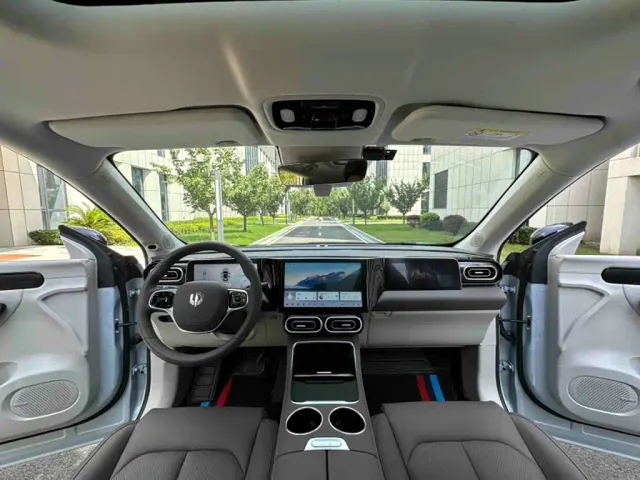 Leapmotor Leapmotor C11 2023 Extended Range 200 Comfort Edition — Фото автомобиля 7