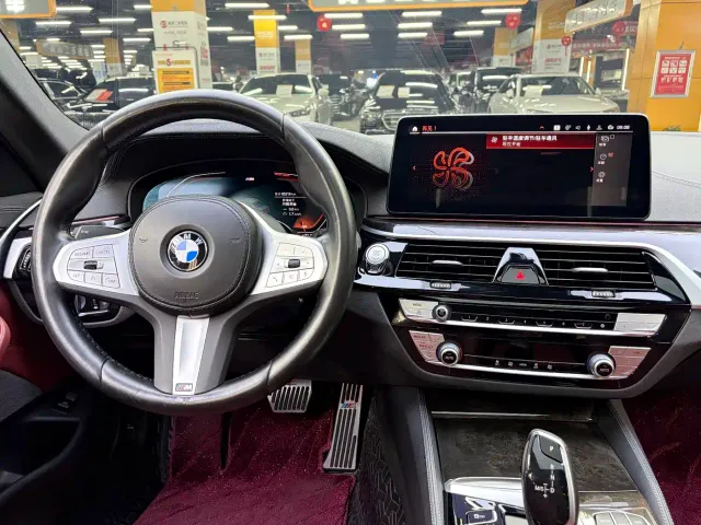 BMW 5 Series — Фото автомобиля 4