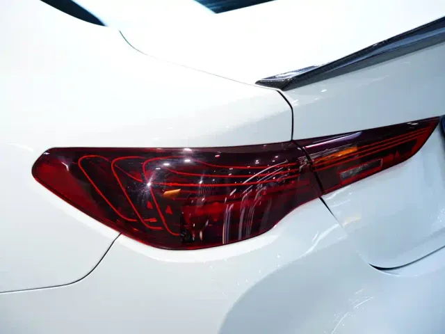 BMW M4 — Фото автомобиля 9