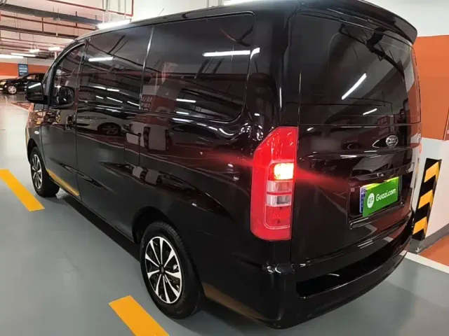 JAC Refine M3 — Фото автомобиля 4