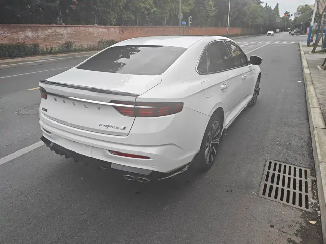 Geely Xingrui — Фото автомобиля 9