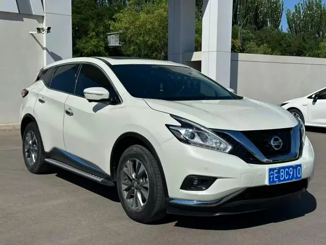 Nissan Murano — Фото автомобиля 2