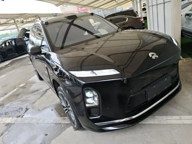 NIO NIO ES8 2025 Base Model — Фото автомобиля 3