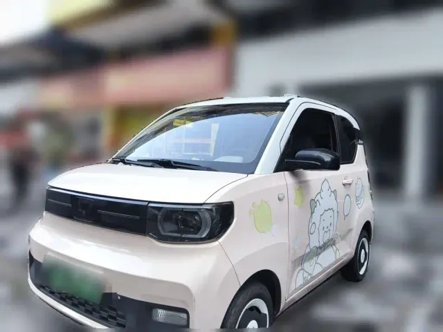 Фотография автомобиля — Wuling Hongguang Mini EV