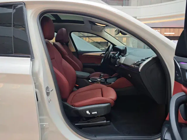 BMW X4 — Фото автомобиля 11