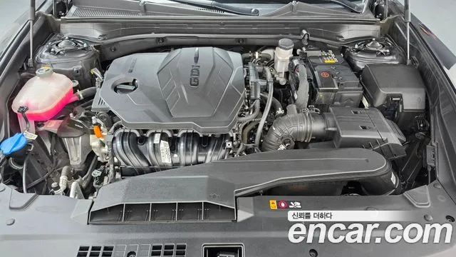 Hyundai Grandeur GN7 — Фото автомобиля 9