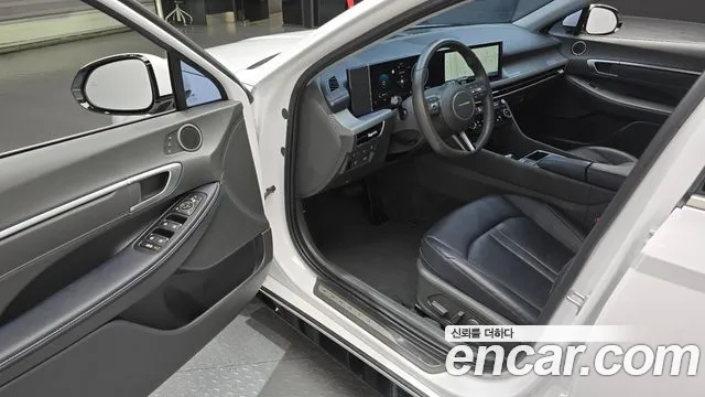 Hyundai Sonata — Фото автомобиля 10