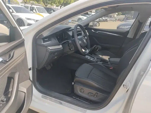 Skoda Octavia — Фото автомобиля 15