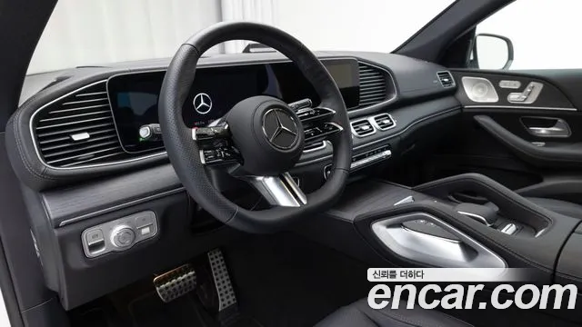 Mercedes-Benz GLE-Class — Фото автомобиля 13