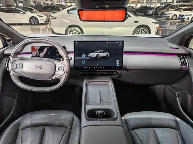 Xpeng P7+ — Фото автомобиля 9