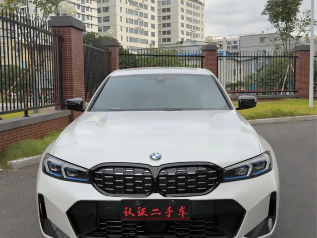 BMW 3 Series — Фото автомобиля 2
