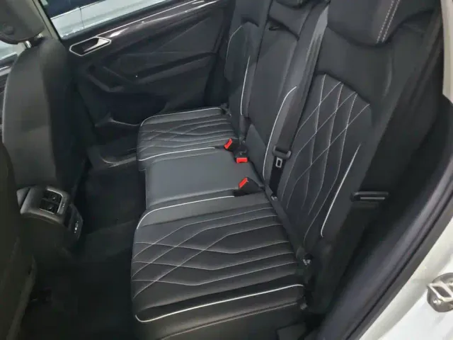 Volkswagen Tiguan L — Фото автомобиля 16