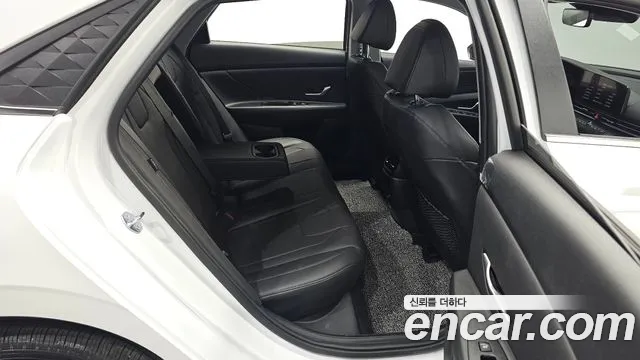 Hyundai Avante — Фото автомобиля 17