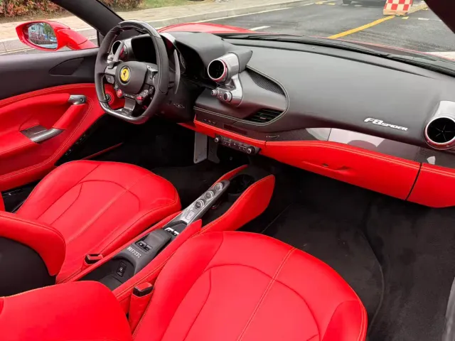 Ferrari F8 — Фото автомобиля 10