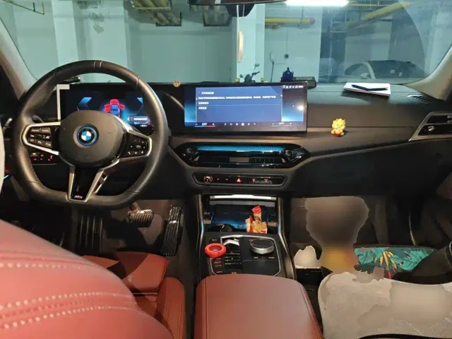 BMW i3 — Фото автомобиля 5