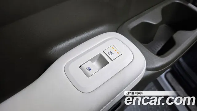 Hyundai Santa Fe MX5 — Фото автомобиля 27