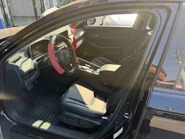 Honda Accord — Фото автомобиля 6