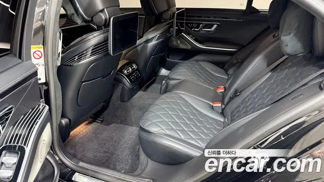 Mercedes-Benz S-Class — Фото автомобиля 10