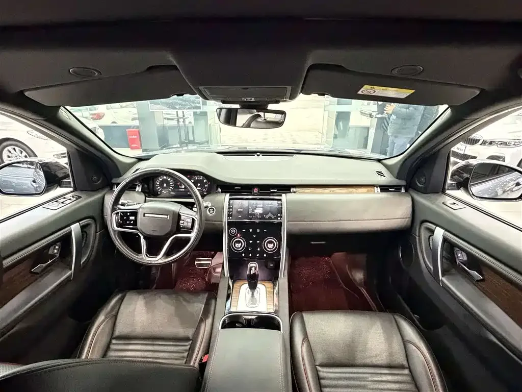 Land Rover Discovery Sport 2022 Model 249PS R-Dynamic S Performance Edition 5-Seater — Фото автомобиля 16