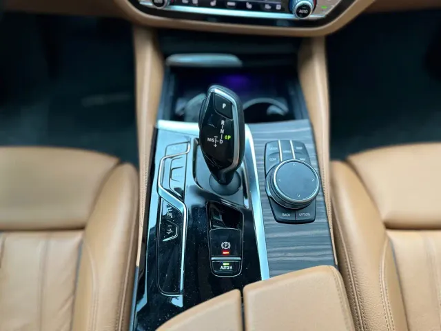 BMW BMW 6 Series GT 2021 Facelift 630i Luxury Design Package — Фото автомобиля 14
