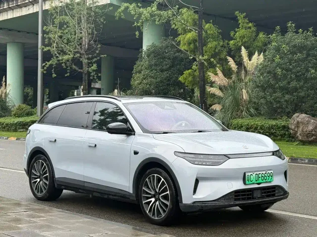 Leapmotor C11 — Фото автомобиля 3