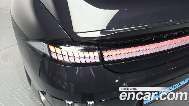 Hyundai Ioniq 6 — Фото автомобиля 8