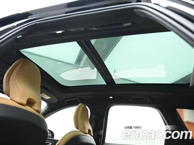 Вольво XC60 — Фото автомобиля 19