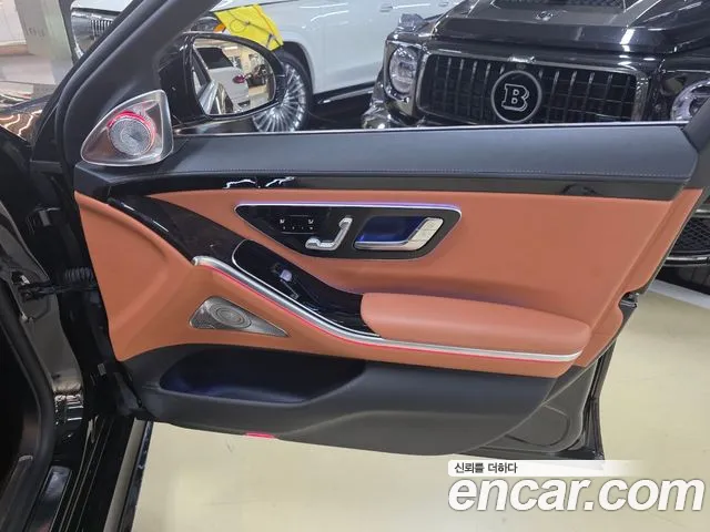 Mercedes-Benz S-Class — Фото автомобиля 8