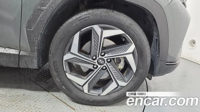Hyundai Tucson Tucson (NX4) Бензин 1.6 турбо 2WD — Фото автомобиля 19