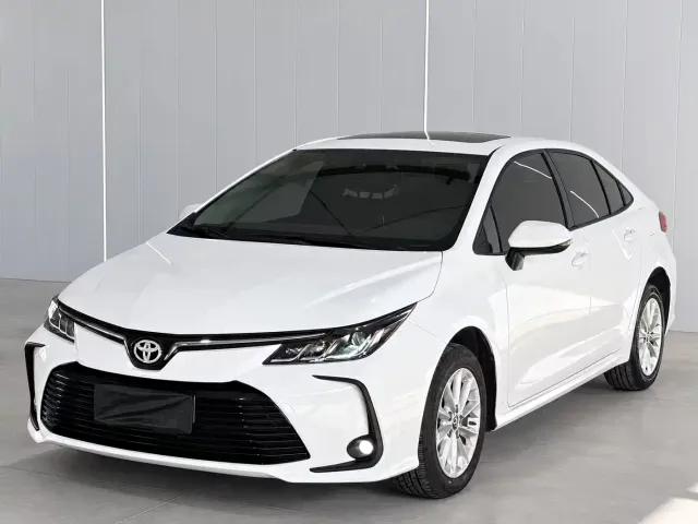Фотография автомобиля — Toyota Corolla