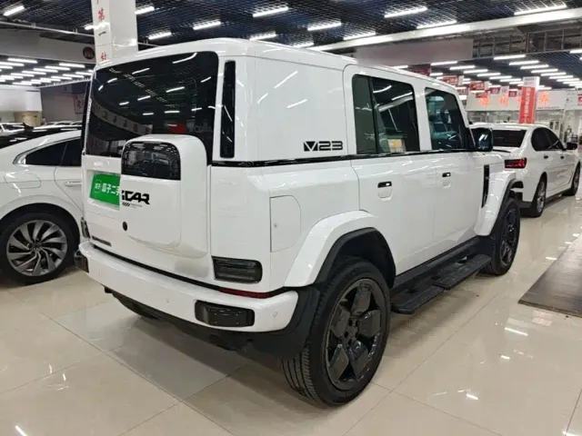 iCAR V23 — Фото автомобиля 6