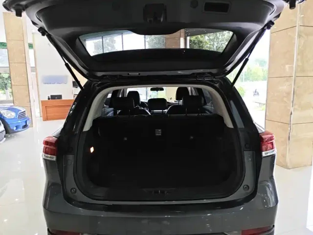 Changan X7 Plus — Фото автомобиля 14