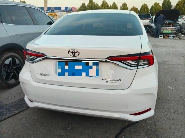 Toyota Corolla — Фото автомобиля 8